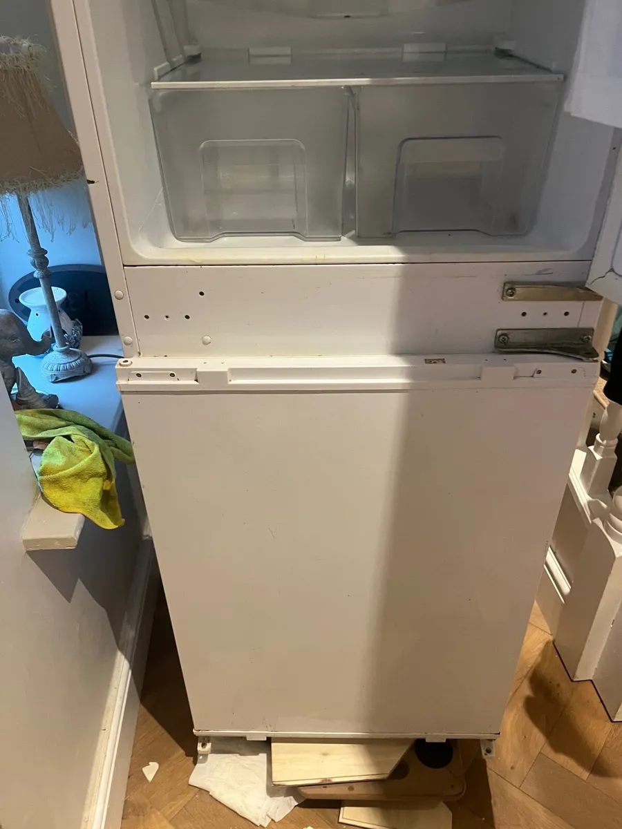 Belling Integrated Fridge Freezer 50/50  for sale - Image 2
