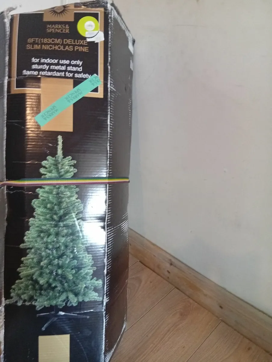 Luxury 6ftPre-Lit Snow Christmas tree with lights - Image 2