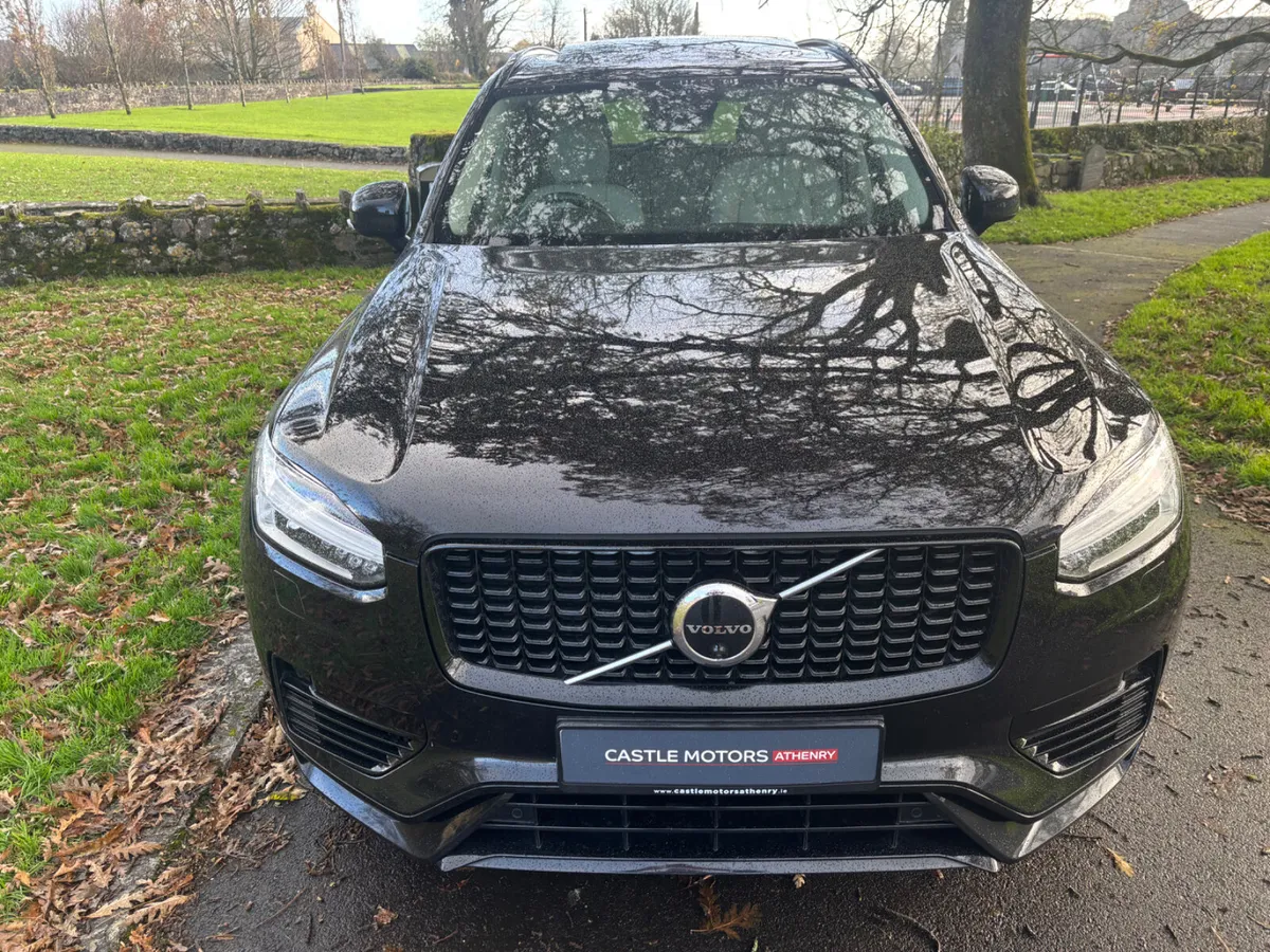 Volvo XC90 2022 R Design ***Huge Spec*** - Image 4