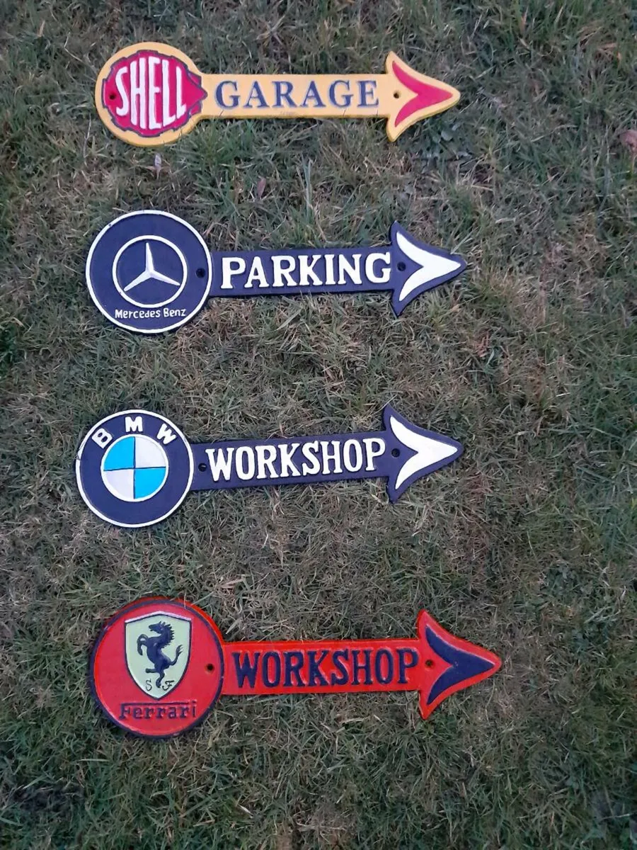 Cast Iron Arrow Signs - Image 1