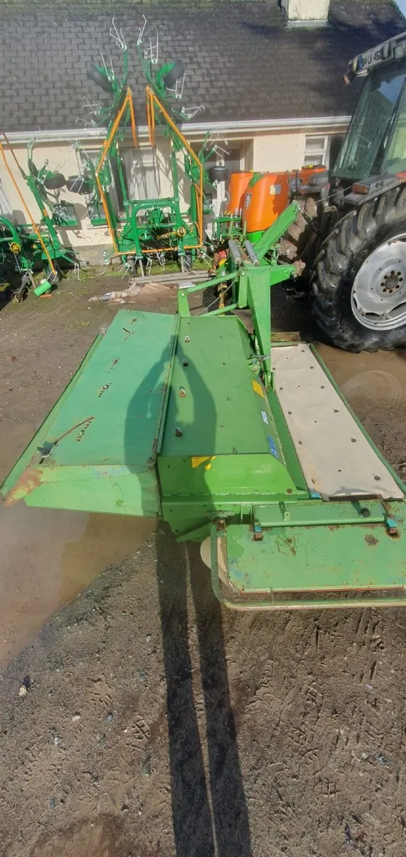 Krone 9 foot conditioner mower tidy - Image 3