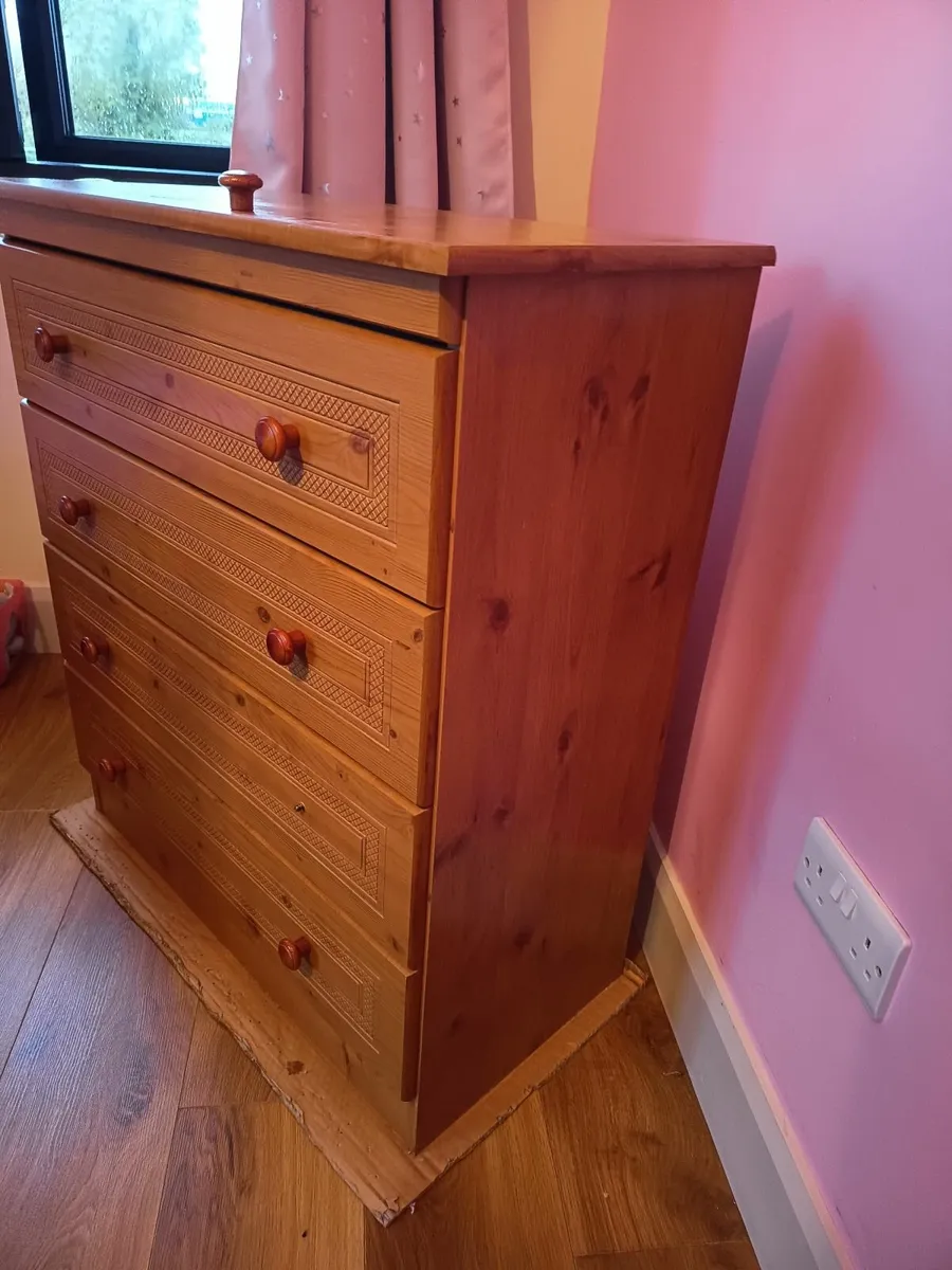 Chest of Drawers - Image 4
