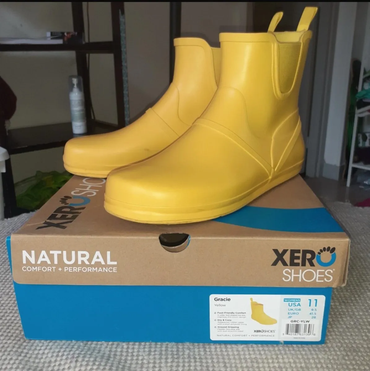 Yellow barefoot rainboots - Image 1
