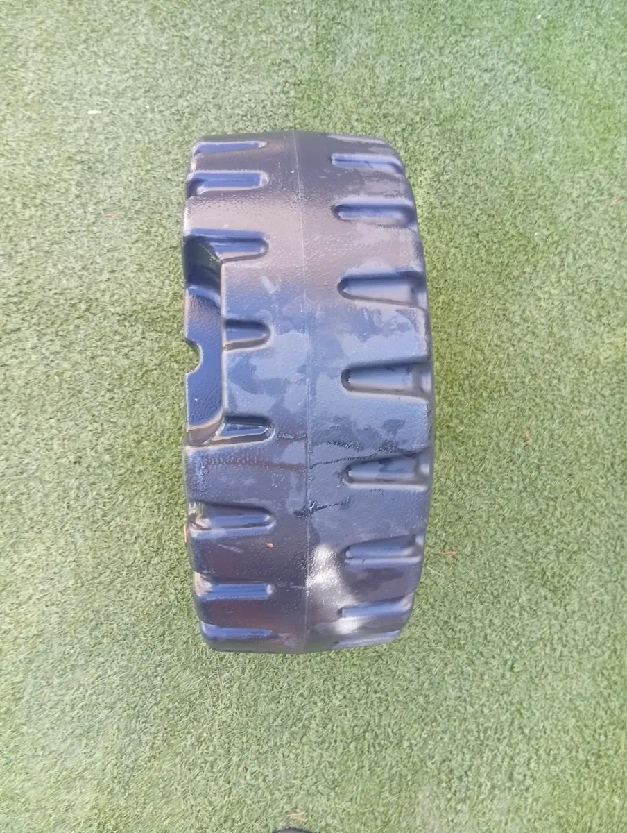 Universal Quality Fil base banner flag Parasol - Image 4