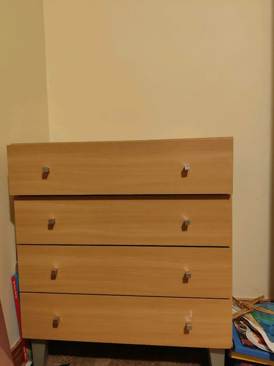 Bedroom furniture - Image 3