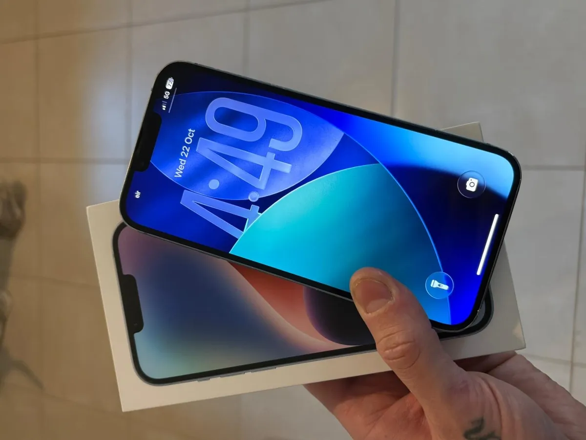 iPhone 14 Plus Blue sim free 128GB with Box - Image 2