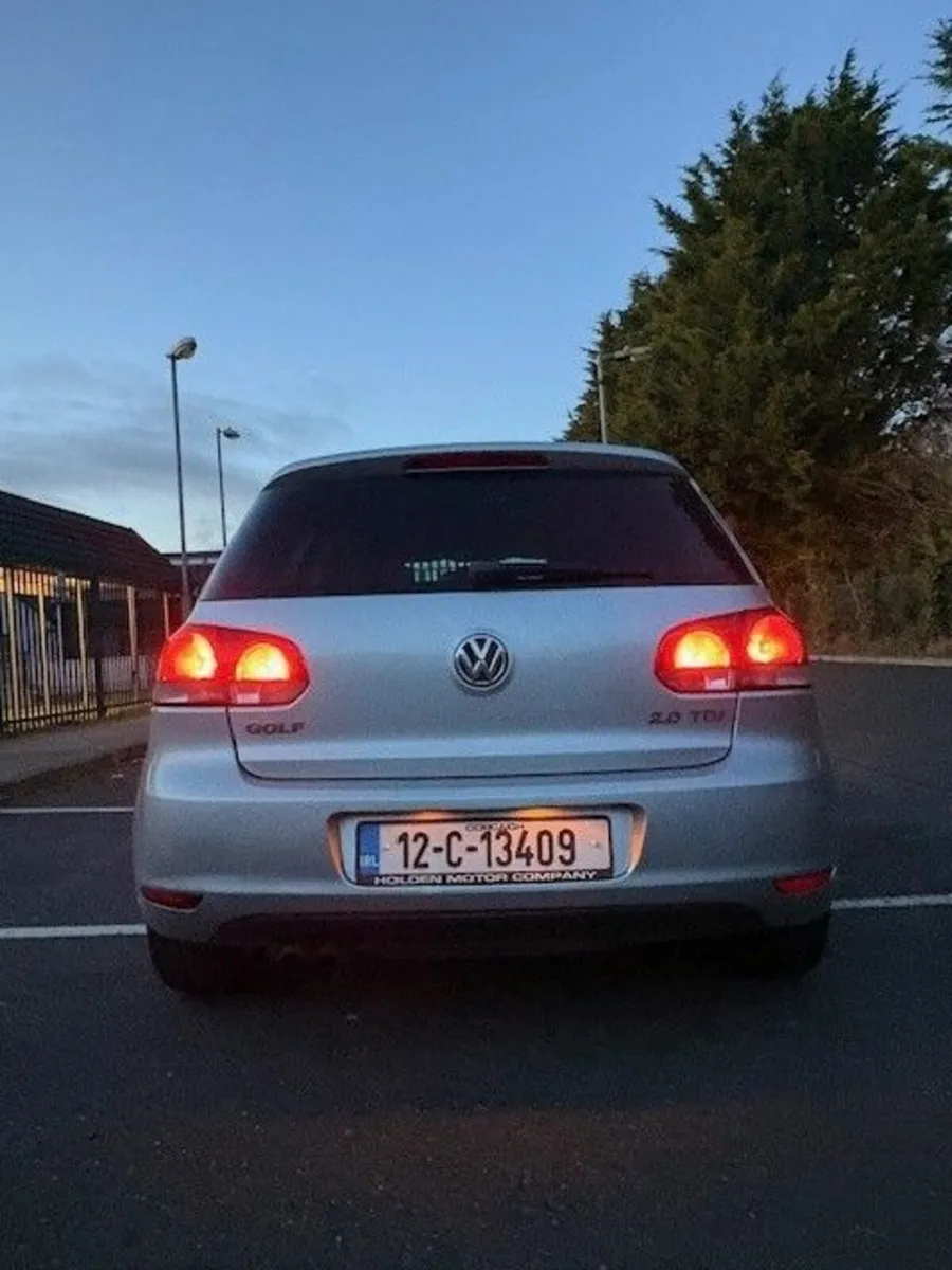 Volkswagen Golf 2012 - Image 2