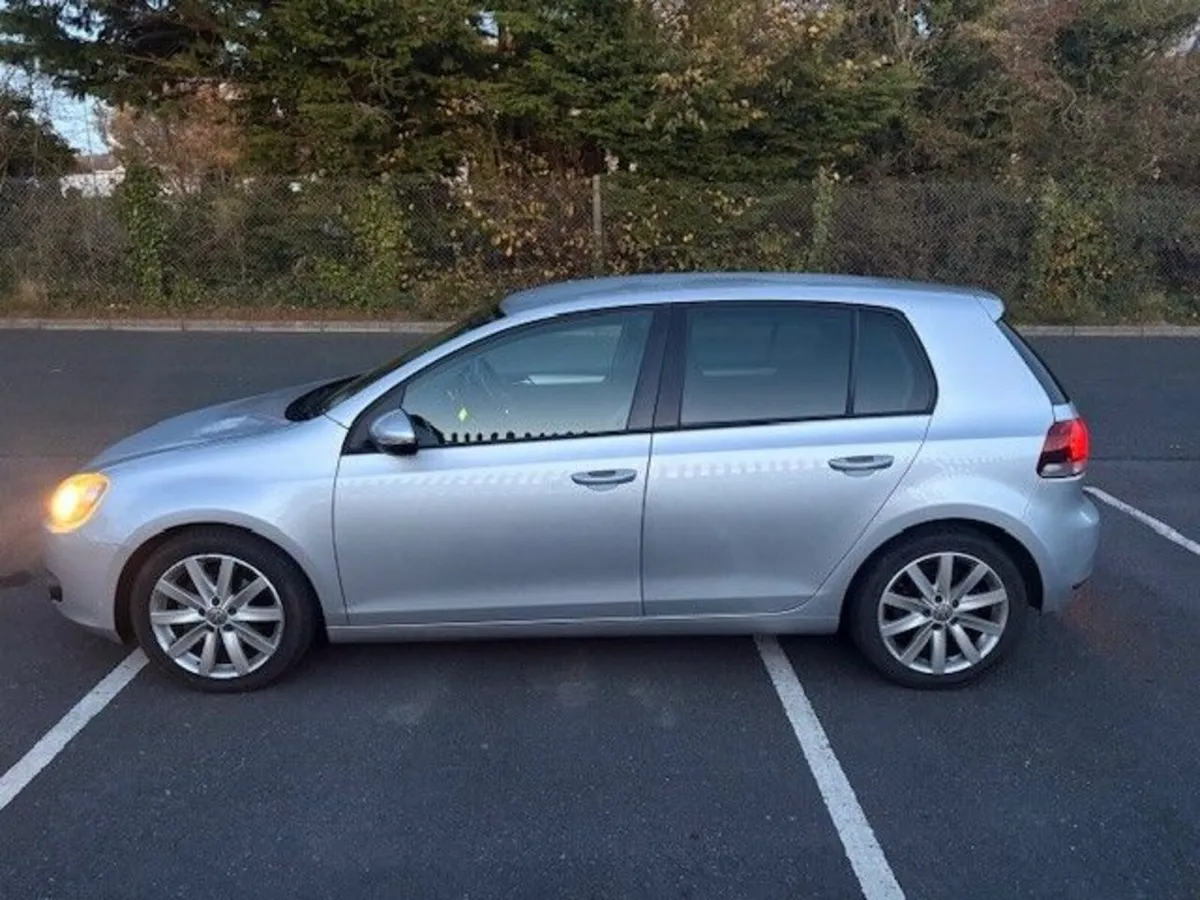 Volkswagen Golf 2012 - Image 4