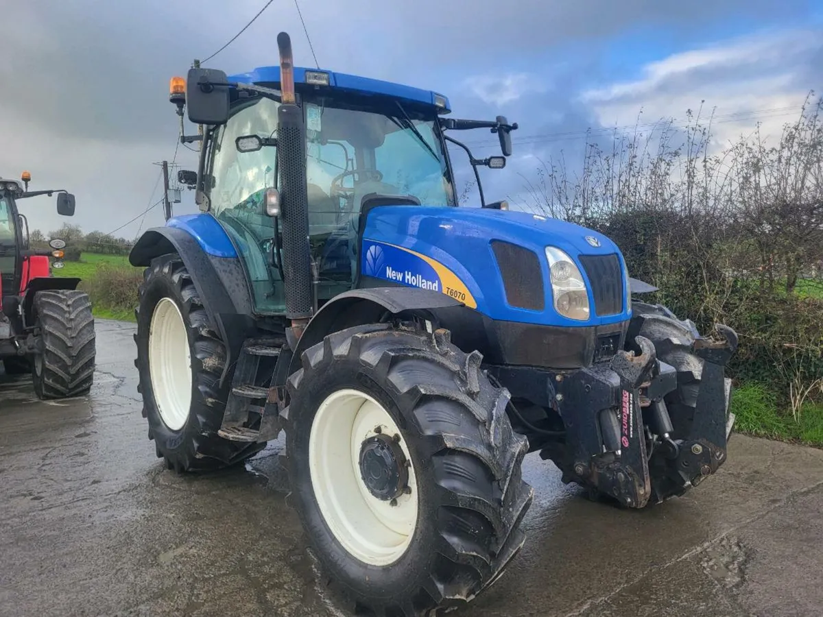 New Holland T6070 - Image 2