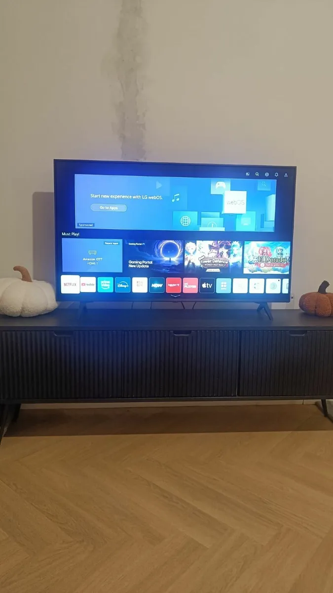 LG 55" 4K UHD Smart TV (Model: 50UP77006LB) - Image 1