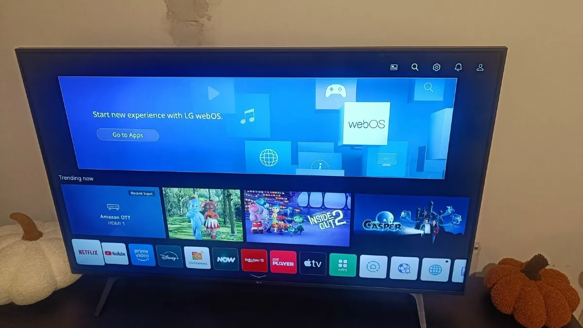 LG 55" 4K UHD Smart TV (Model: 50UP77006LB) - Image 3