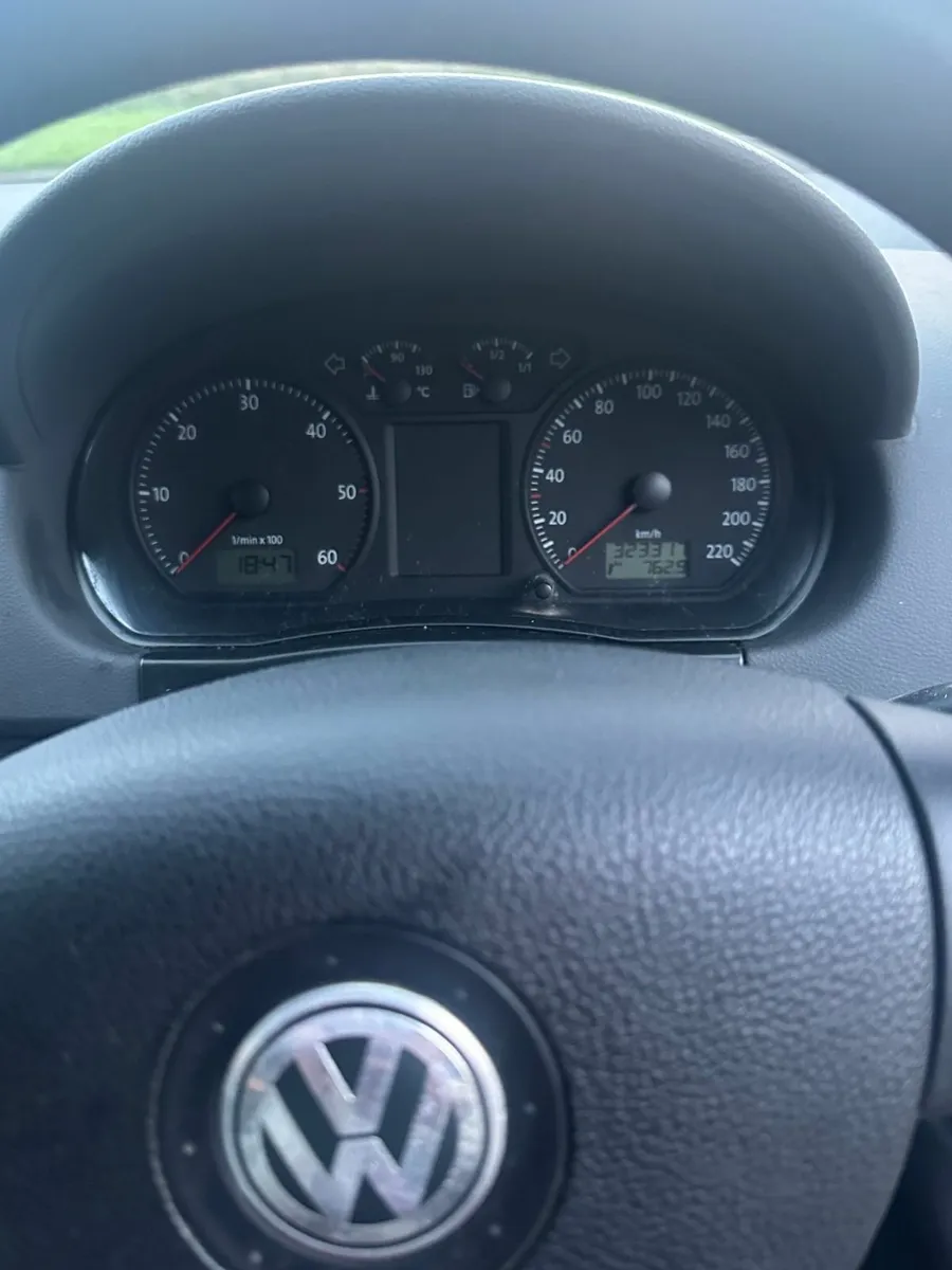 Volkswagen Polo 2009 - Image 3