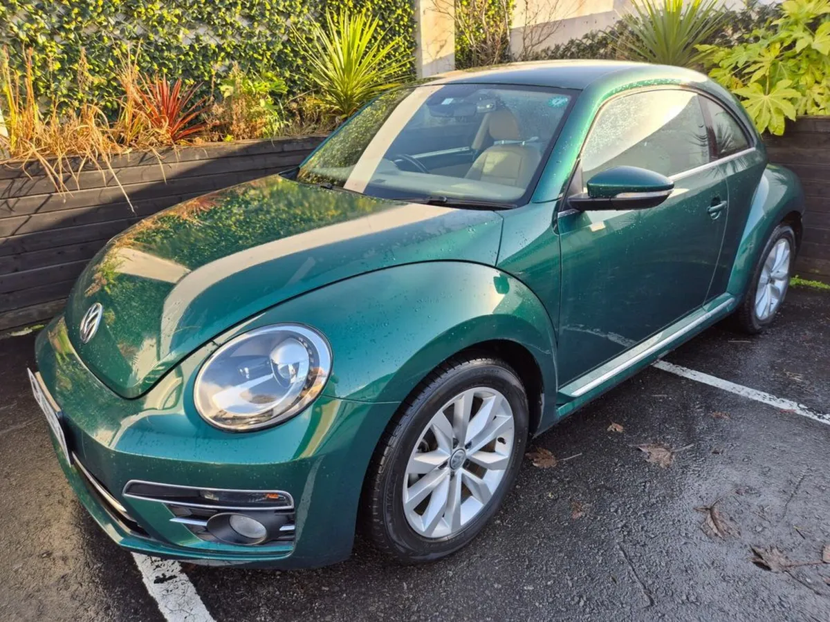 Volkswagen Beetle 1.2 TSI DSG AUTO / DESIGN WITH L - Image 3