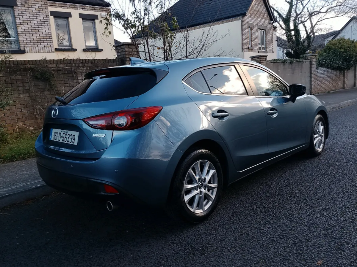 Mazda Mazda3 1.5 Skyactiv-d Se-l NAV 5DR - Image 3