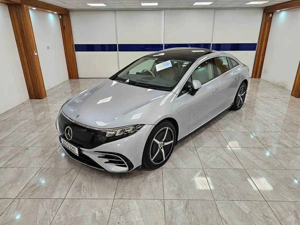 Mercedes-Benz EQS 450+ // SUNROOF - Image 3