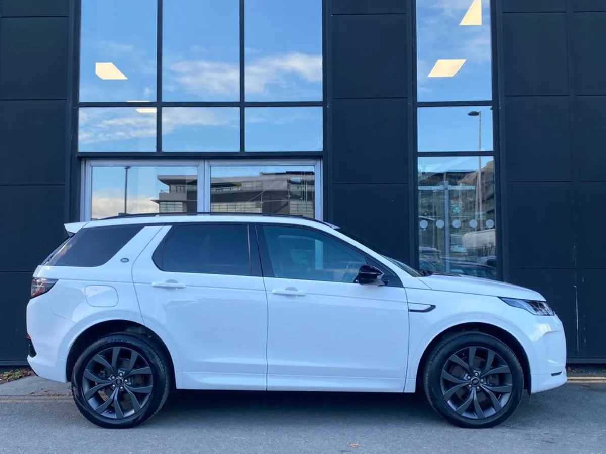 Land Rover Discovery Sport P300e SE R-Dynamic Auto - Image 4