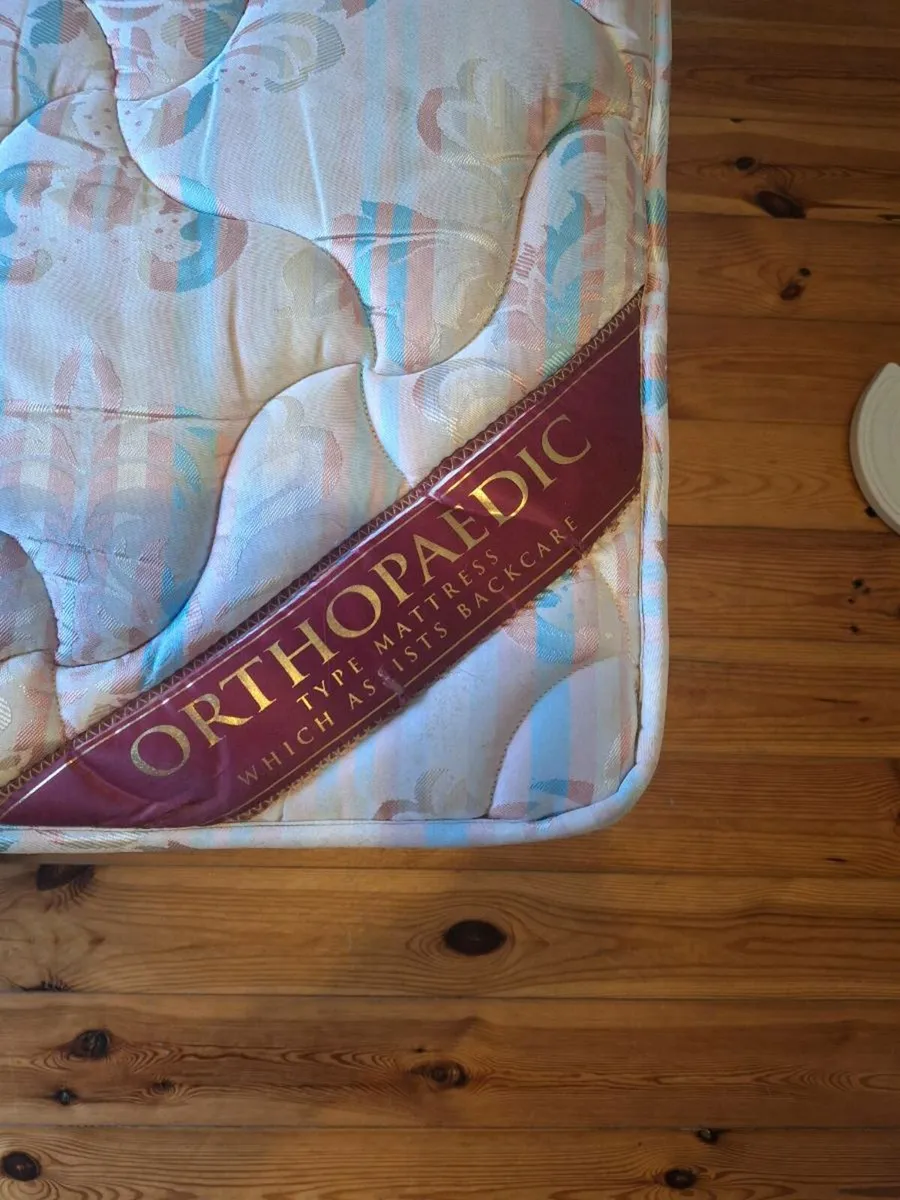 Double bed + 2 side lockers + shelving - Image 2