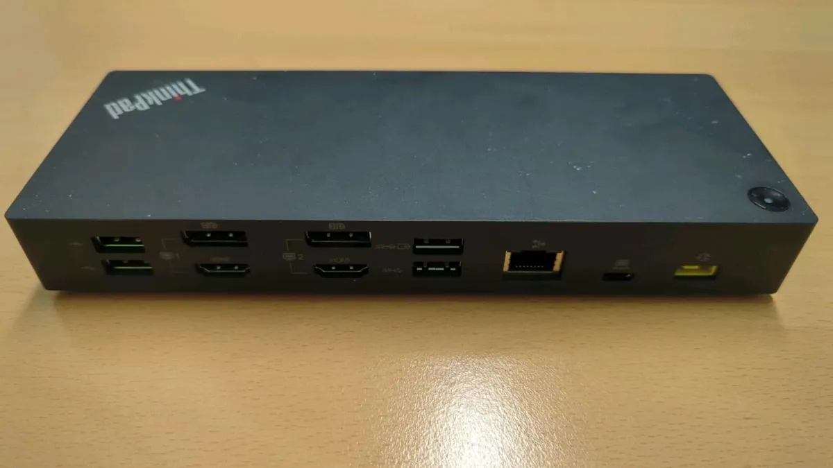 Lenovo docking station - Image 2
