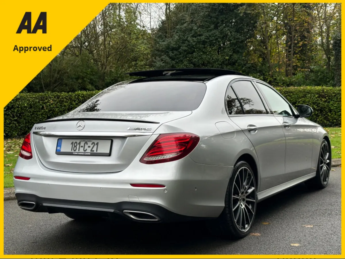 Mercedes-Benz E220 AMG LINE 2018 *PAN ROOF* - Image 3