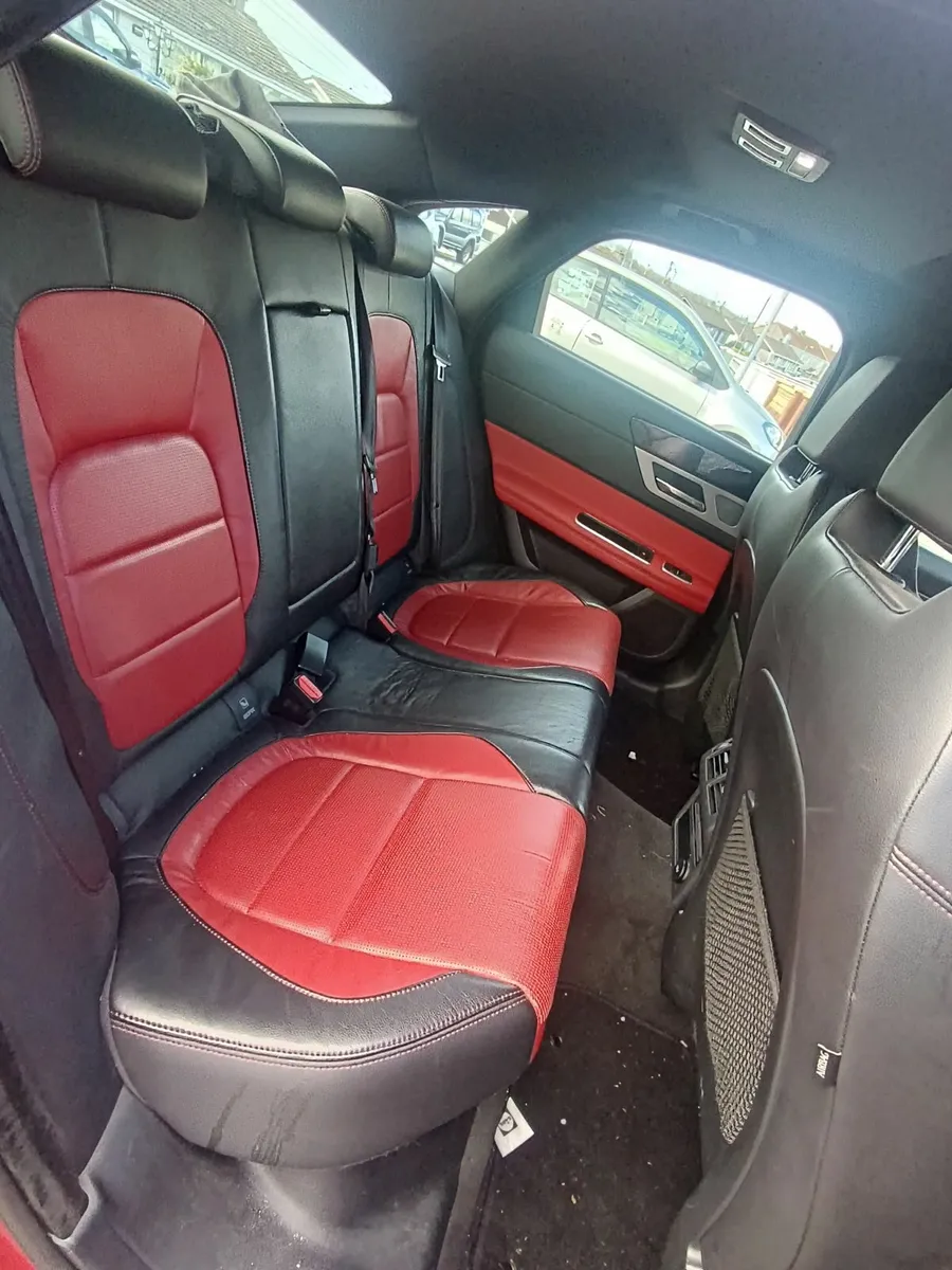 Jaguar XF 2015 - Image 2