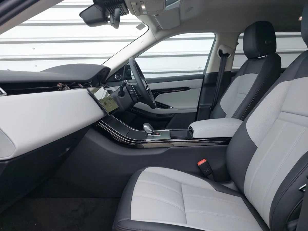 Land Rover Range Rover Evoque R- Dynamic SE 269PS - Image 4