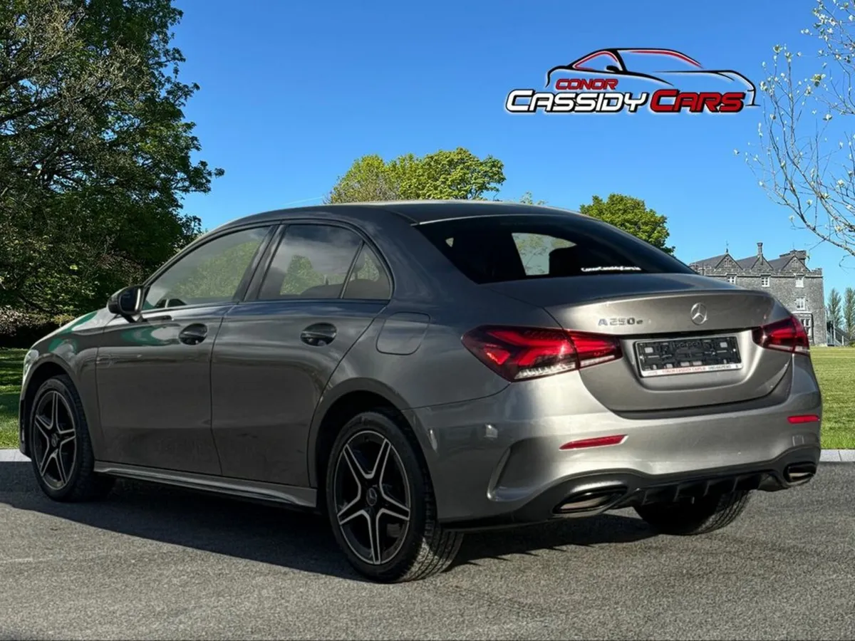 Mercedes-Benz A-Class A 250 E *AMG LINE EDITION* - Image 3