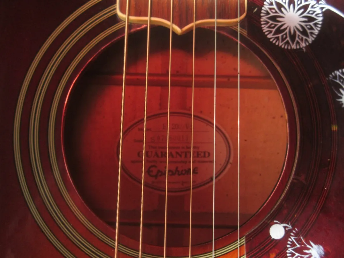 Epiphone j 200 acoustic guitar - Image 4