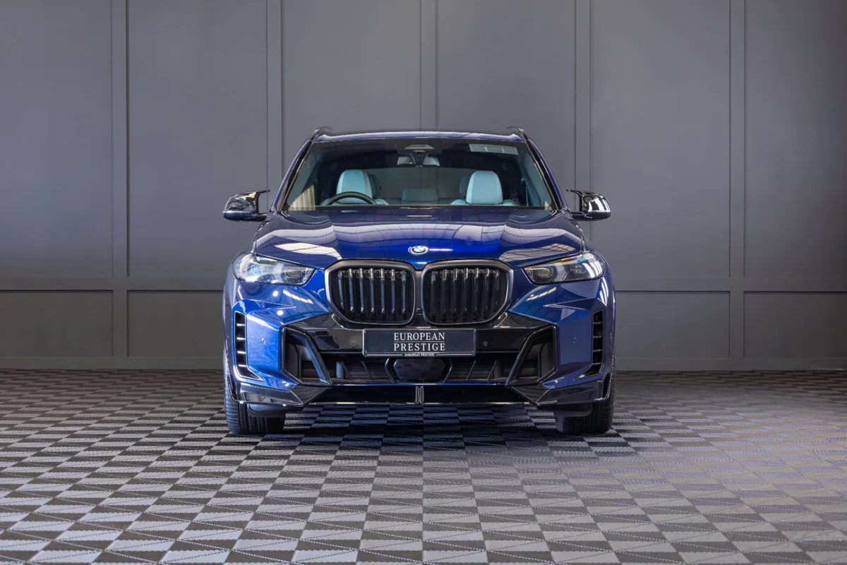 2025 BMW X5 X-Drive 50e M-Sport - Image 2