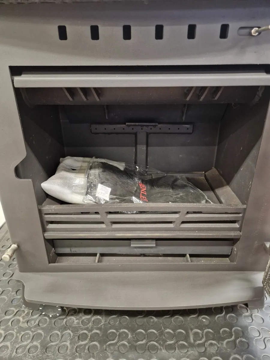 21kw henley druid free standing back boiler stove - Image 3