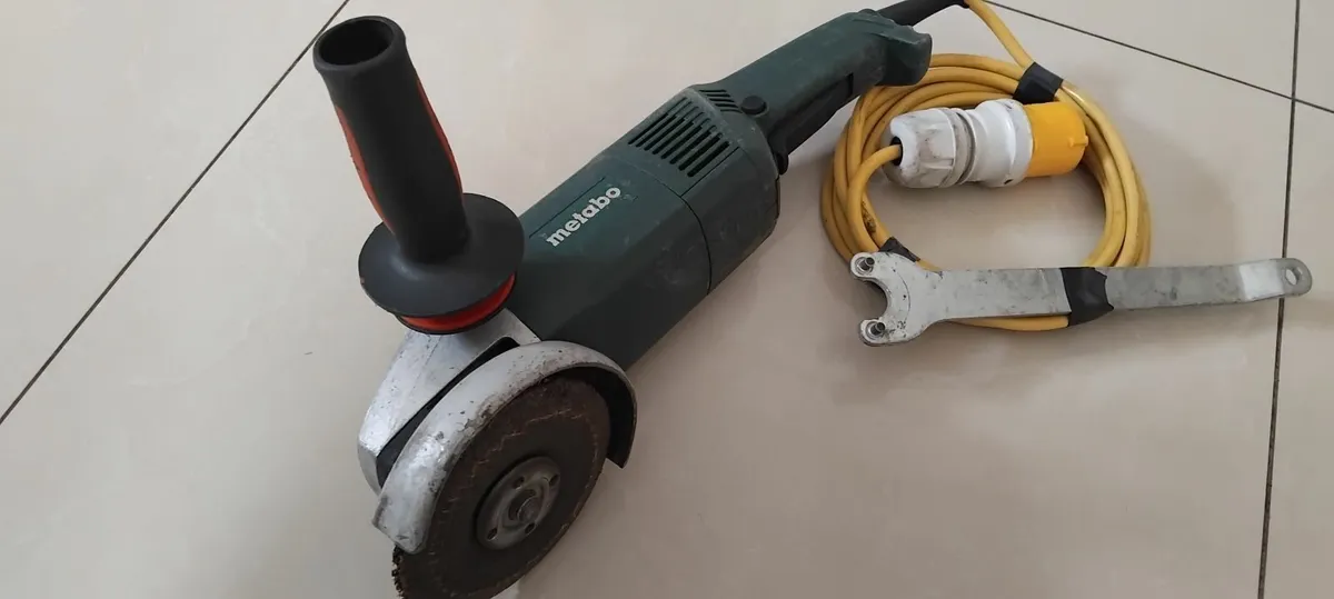 Metabo WA 14-125 Ergo 125mm Grinder 110v - Image 1
