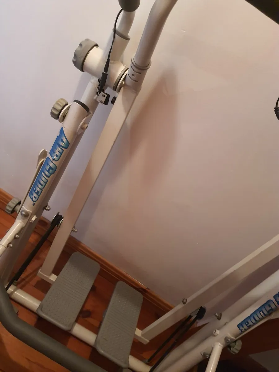 Gym equipment - Image 1