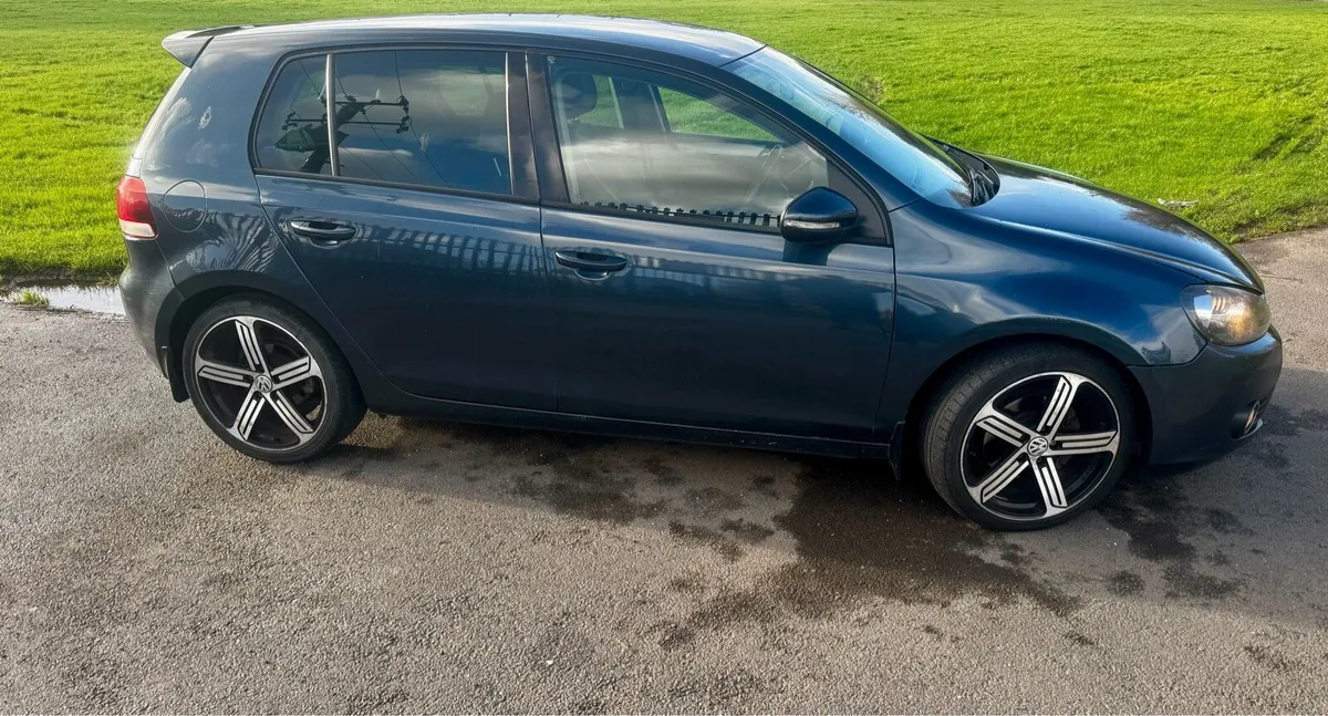 VW GOLF GT TDI - Image 4