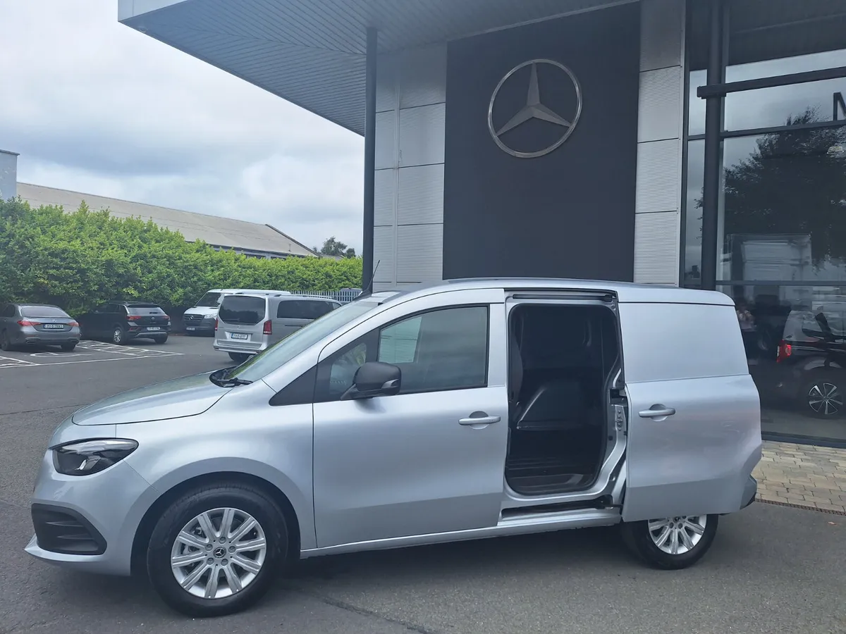 251 Mercedes-Benz Citan 110 Long Pro+ - Image 4