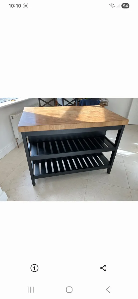 Kitchen island & solid high chairs - Image 3