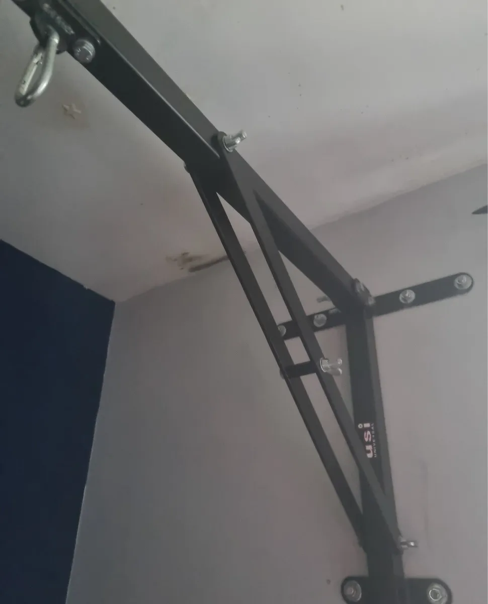 Boxing bag , gloves , wall mount - Image 2