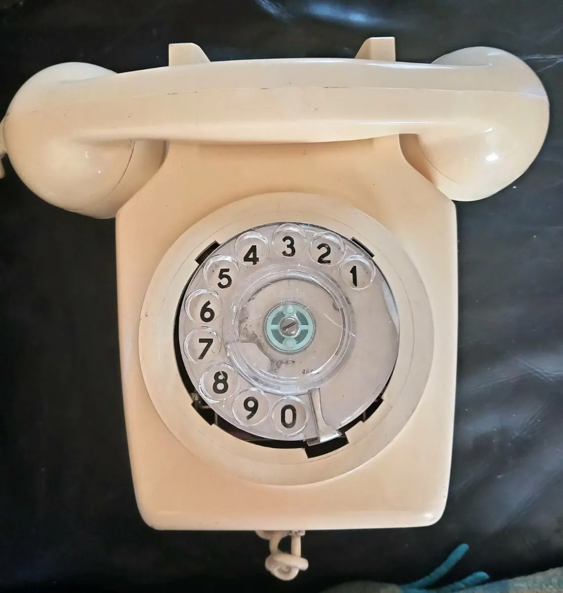 Vintage Phone - Image 2