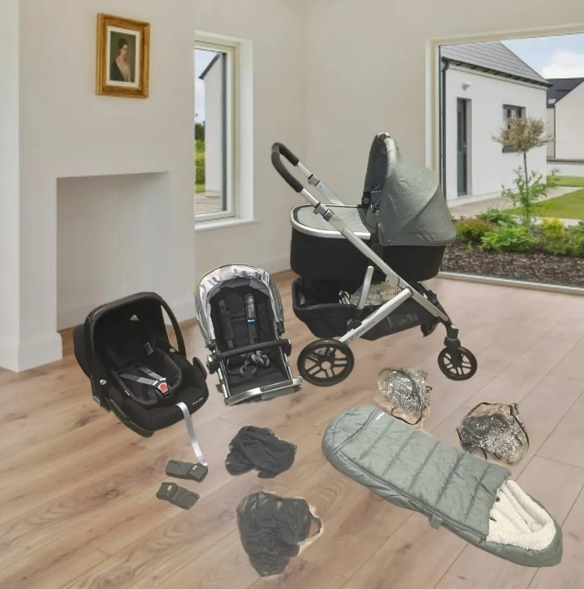 MUST SEE Uppababy Vista car seat, isofix, footmuff - Image 3