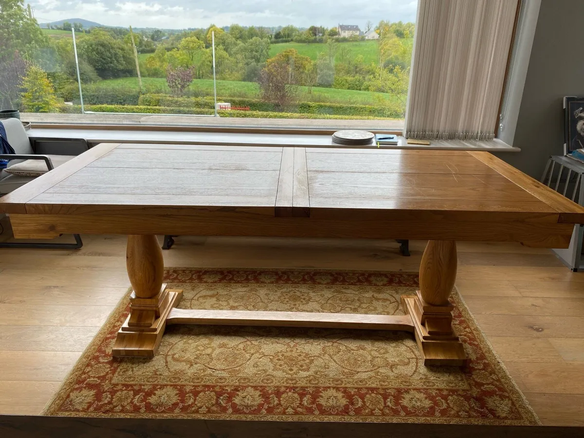 Dining table - Image 2