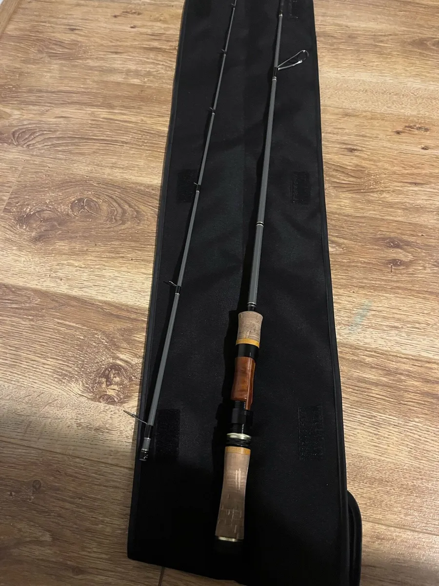 Major craft finetail glass rod - Image 1