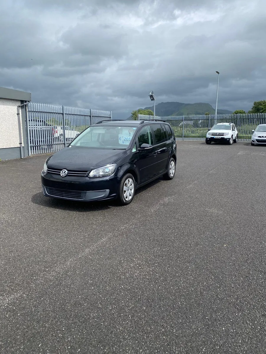 VW Touran 1.4 Petrol - Image 2