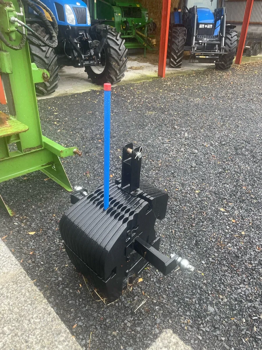 New Holland front weight - Image 1
