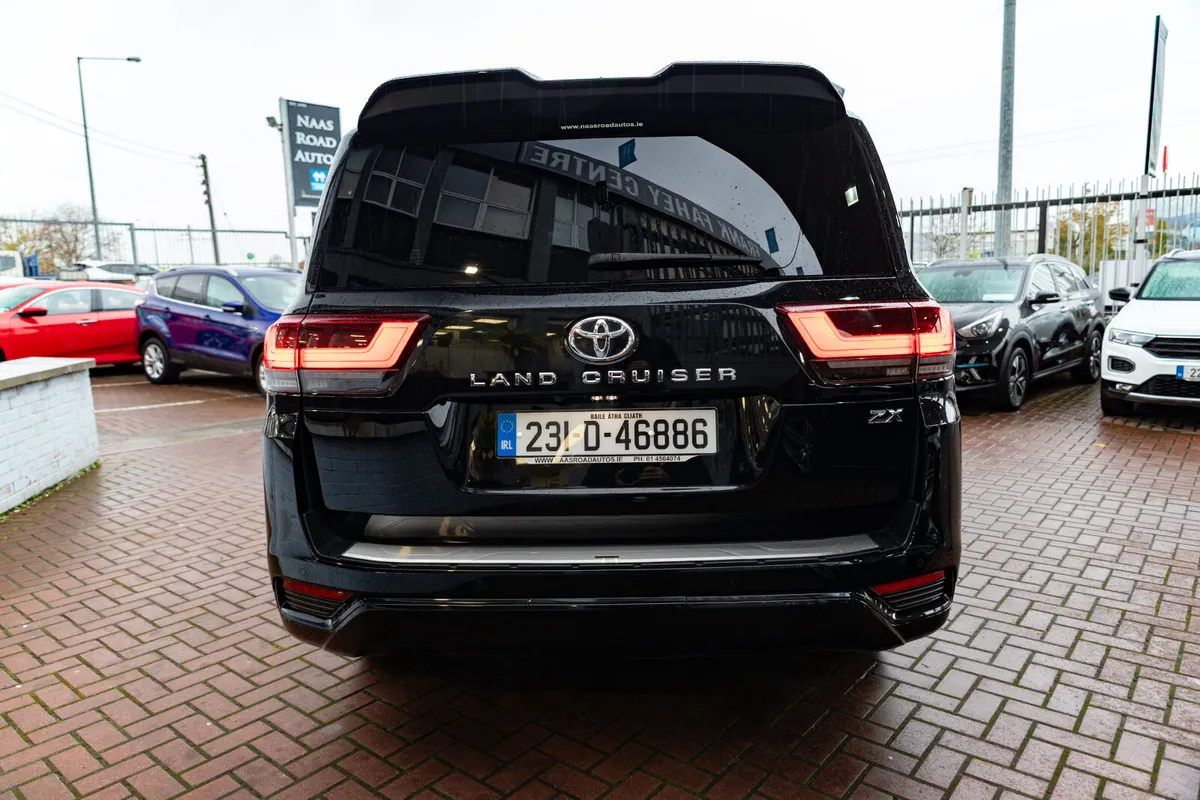 TOYOTA AMAZON  LC300 5 SEATER VAT DOCKET AVAILABLE - Image 4