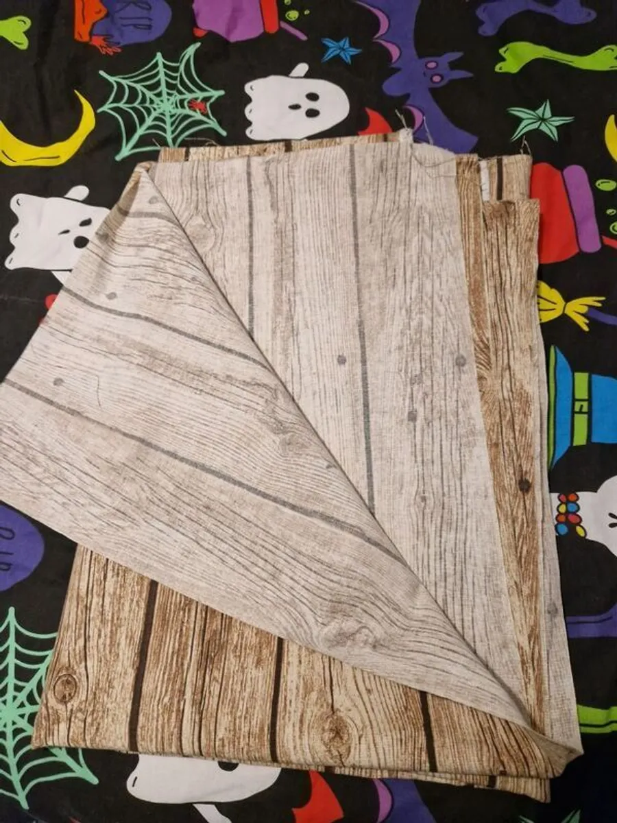 Wood Effect Fabric - Image 3