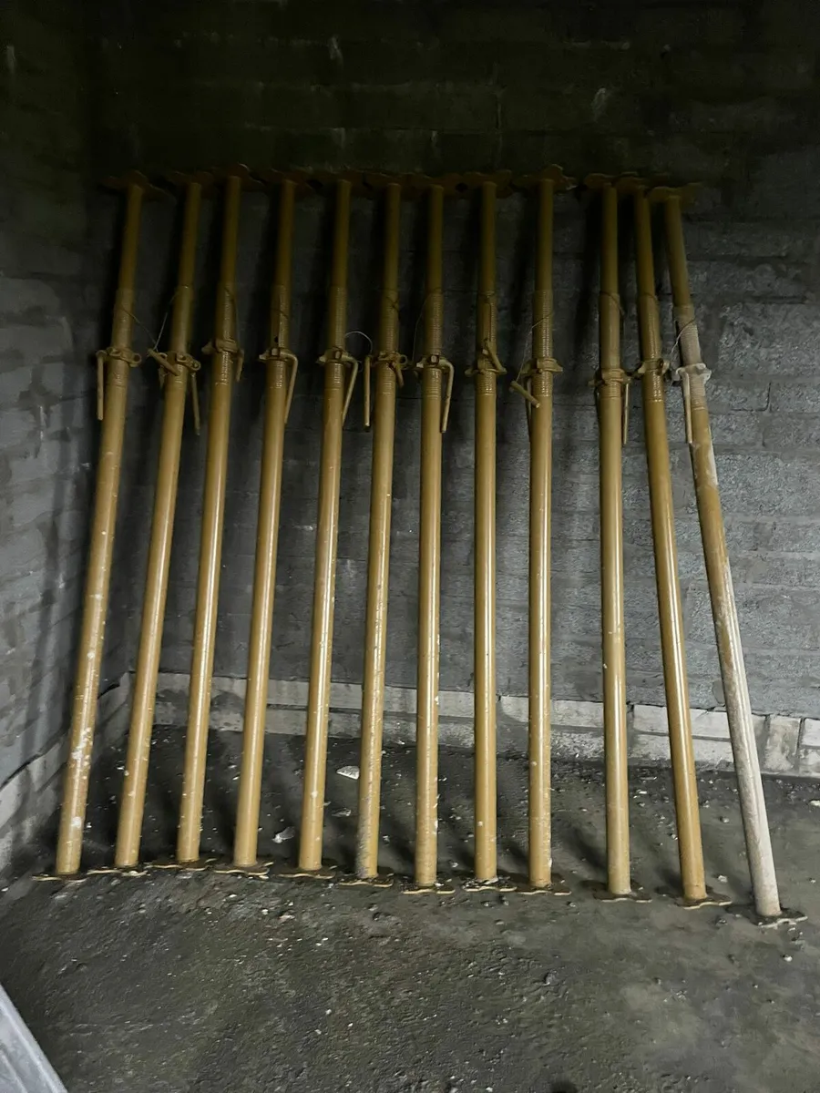 12 acros for sale - Image 1