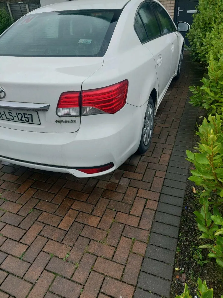 2013 Toyota Avenis - Image 4