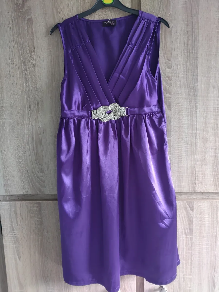 Satin look dress with rhinestones decoration sm ml