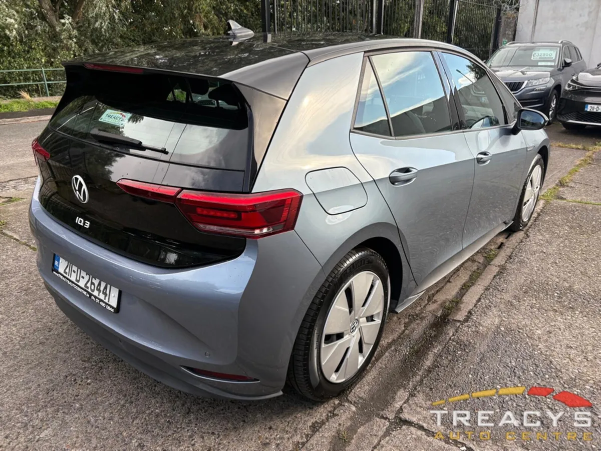 Volkswagen ID.3 PRO 150 KW LIFE 58KWH AUTOMATIC - Image 4