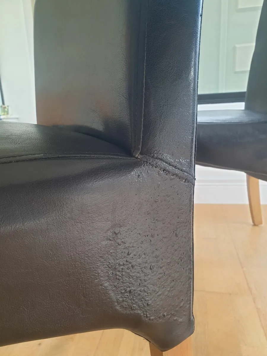 Set of Dining room Chairs - Image 2