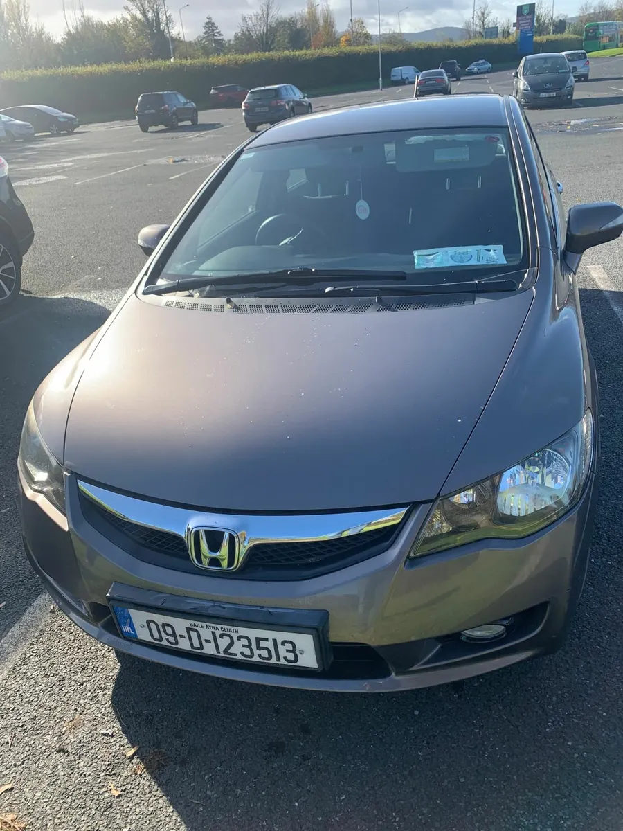 Honda Civic 2009 - Image 1