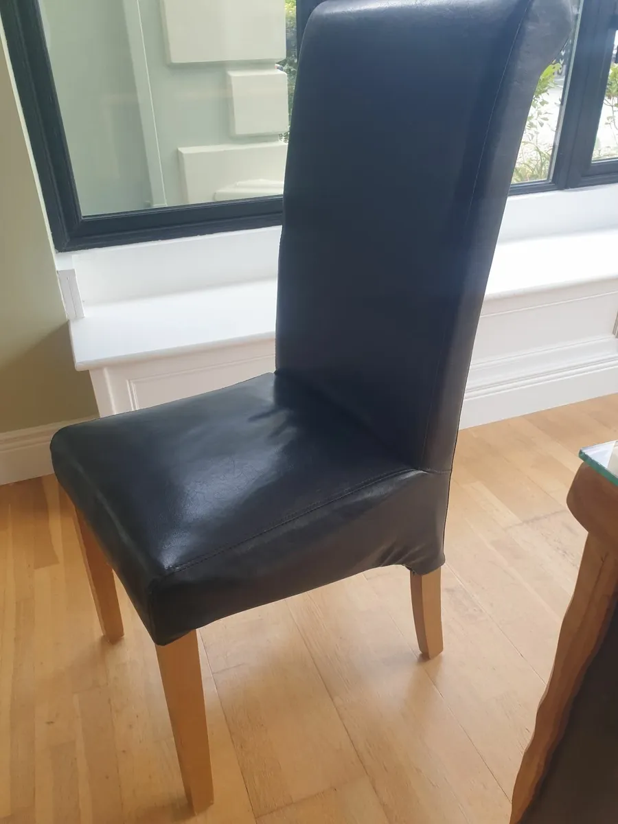 Set of Dining room Chairs - Image 3